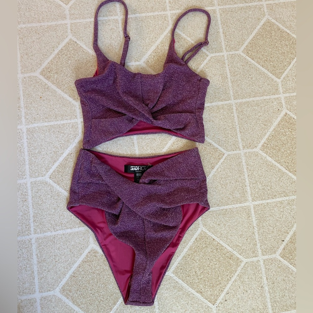 Beach Riot purple bikini - Picture 3 of 6
